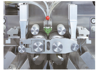 Commercial Soft Gelatin Capsule Filling Machine For Medicine Healthcare Chewable Product Cosmetics
