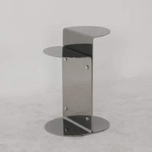 China Living Room Round Small Stainless Steel End Table With Bright Gold Shiny Black Metal Base wholesale