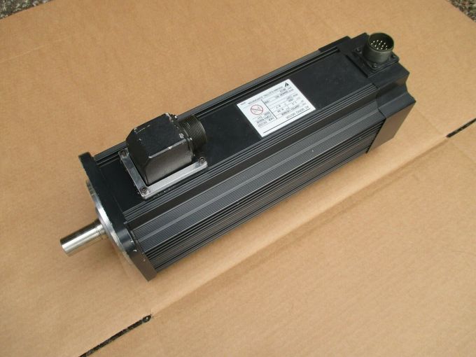 USAFED-13CB20E Yaskawa Servo Drive   Original New 3 Working Days Delivery 2