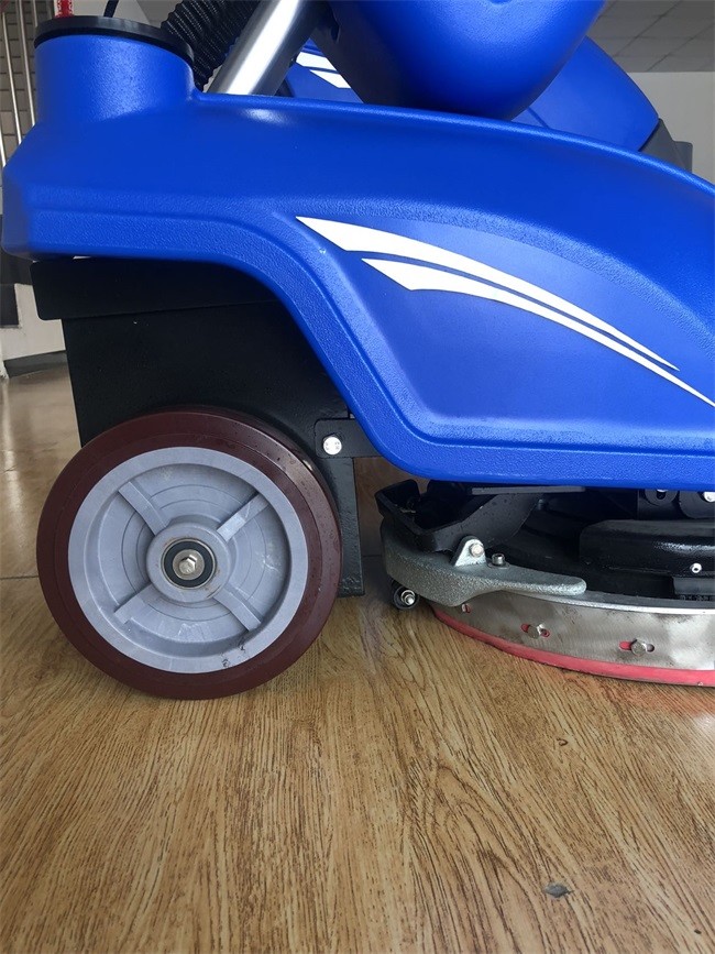 Walk Behind Floor Sweeper High Yield Floor Cleaning Equipment For Supermarket HT350