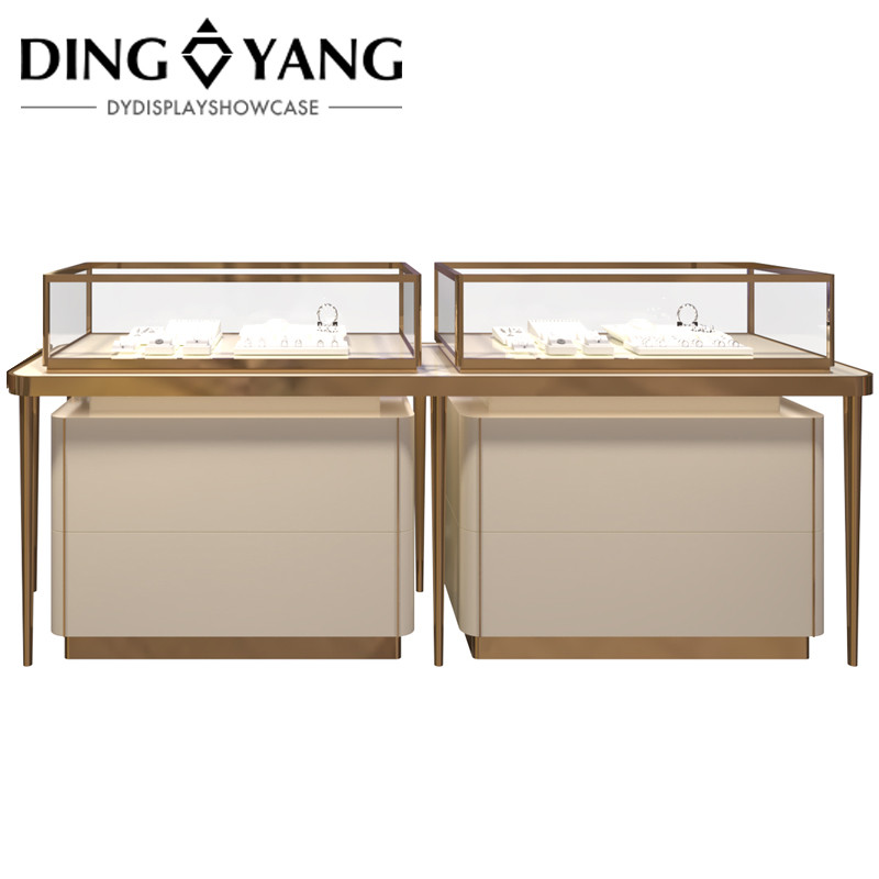 Curved Corners Jewellery Display Counter Showcase Modern Fashion Design