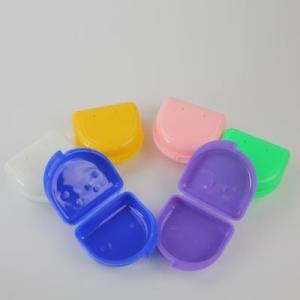 China Disposable Orthodontic Teeth Retainer Case With Holes wholesale