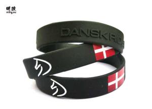 China 3D Embossed Embossed Silicone Bracelets , Engraved Rubber Bracelets Wristband wholesale
