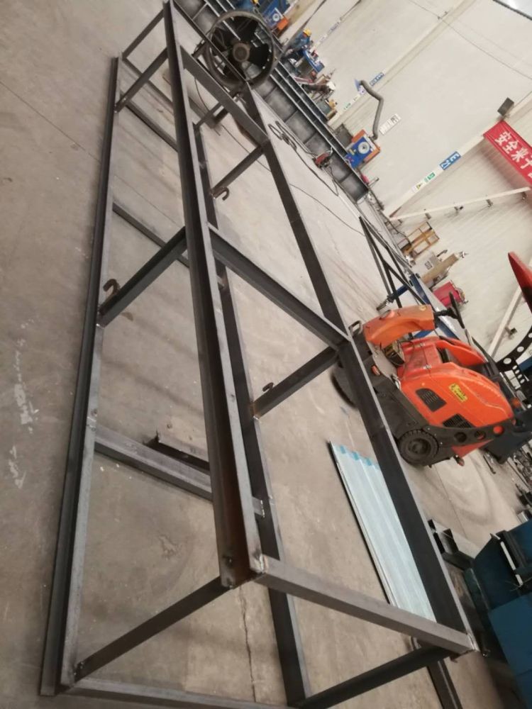 Structural Stainless Galvanized Angles For Customizable Building And Bridge Structures