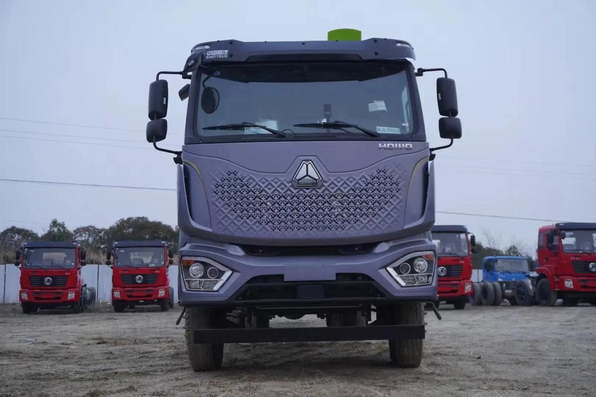 96kW Rotator Tow Truck Howo 10 Ton Wrecker Diesel Fuel Type