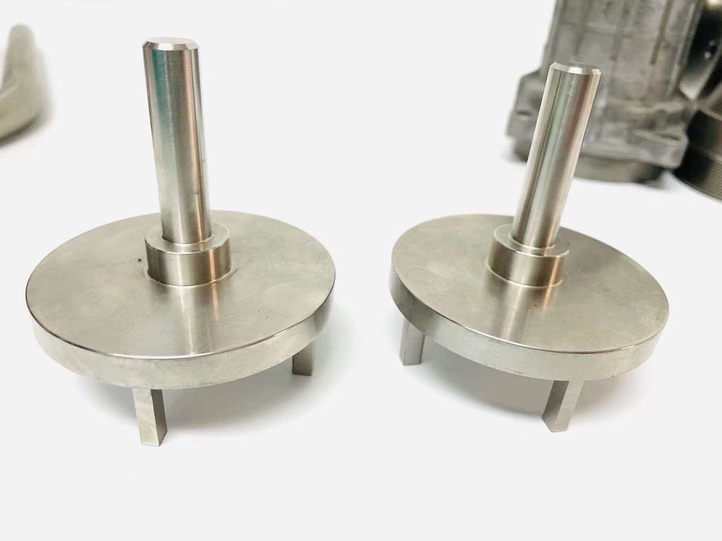Hardware 0.05mm OEM CNC Milling Parts Titanium Heat Treatment