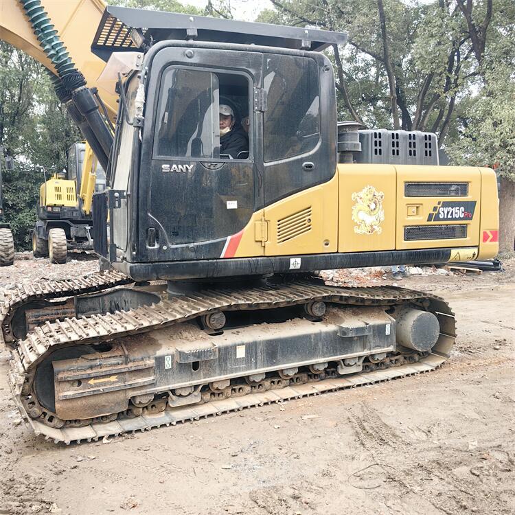Heavy Industry Machinery Equipment SANY135 SANY215 Excavator Operating Weight 20900KG