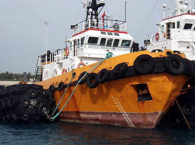 4.5*9m 50kpa Floating Rubber Pneumatic Marine Fender Black