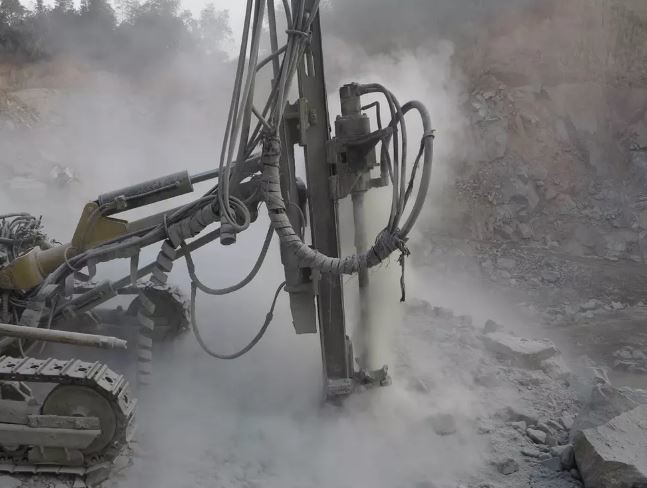 Cold Compression Seven Carbide Button Bits Rock Drilling Quarrying And Blasting