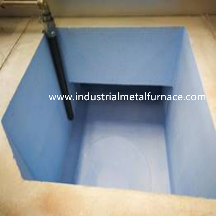 2000KGS Aluminum Industrial Immersion Small Aluminum Melting Furnace For Steel