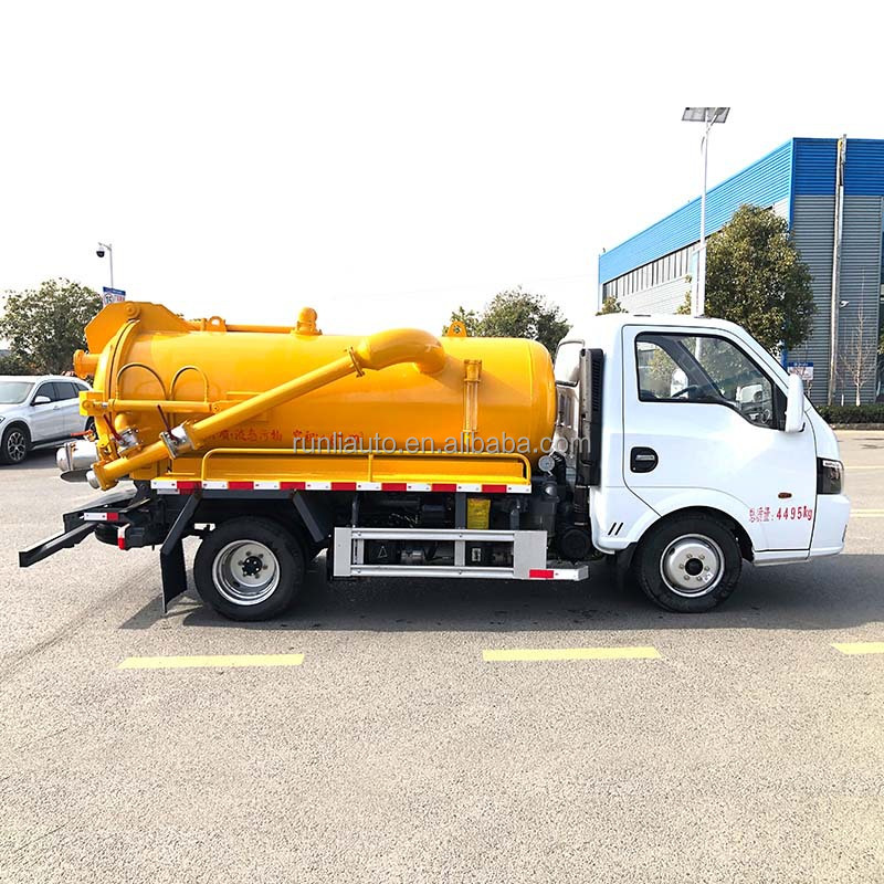 Factory DFAC DongFeng 2 CBM Small Mini Light Vacuum Suction Septic Sewage Suction Truck