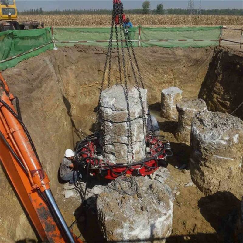 Rock Layer Hydraulic Pile Breaker Machine Cut Pile Machinery For Square & Round Foundation Piles
