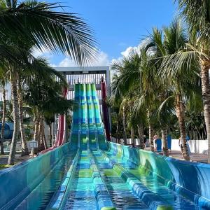 China OEM ODM Aqua Water Slide Playground Fiberglass Water Slide Rainbow wholesale