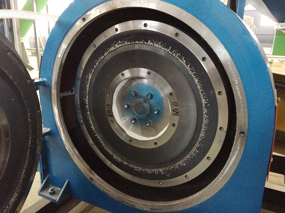 100-1000kg/H PVC Pulverizer Machine PP PE Plastic Powder Milling Machine
