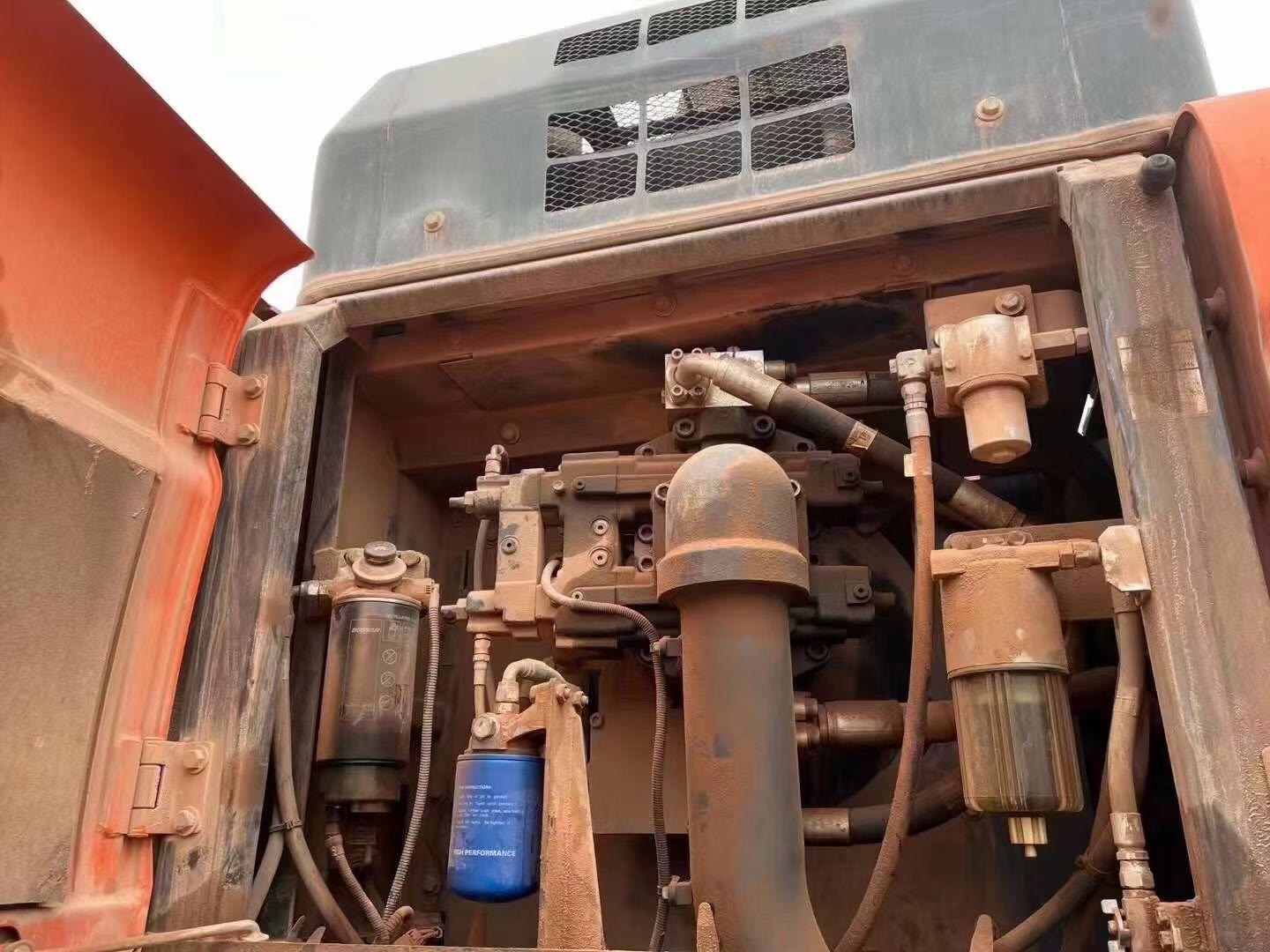 2001-4000 Working Hours Doosan DX500 Excavator in Korea and Ultra Large Size Used