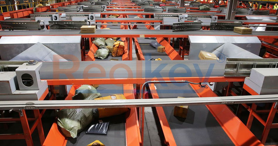 High Adaptability Modular Belt Conveyor Systems High Speed Robust Construction