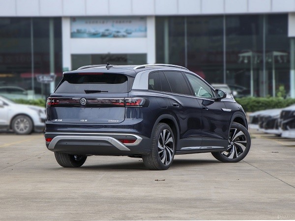 NEDC 565km Electric 5 Door Cars 7 Seats ID6 CROZZ Volkswagen Electric SUV 160km/H