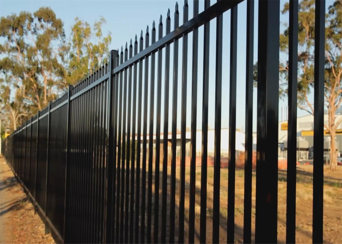 Crimped Spear Garrison Fence 1800mm x 2400mm stain black