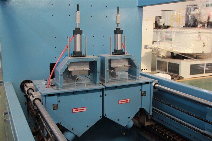 16 - 63mm PVC Pipe Manufacturing Machine , Plastic Pipe Extrusion Machine Independent Control