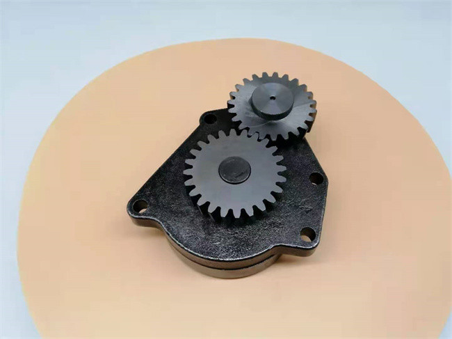 6CT8.3 Excavator Engine Parts 3800828 3930338 3802278 3948071 930338 Oil Pump