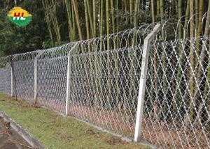 China Diamond Openings Welded Razor Blade Fence PVC coated Ce Certificate wholesale