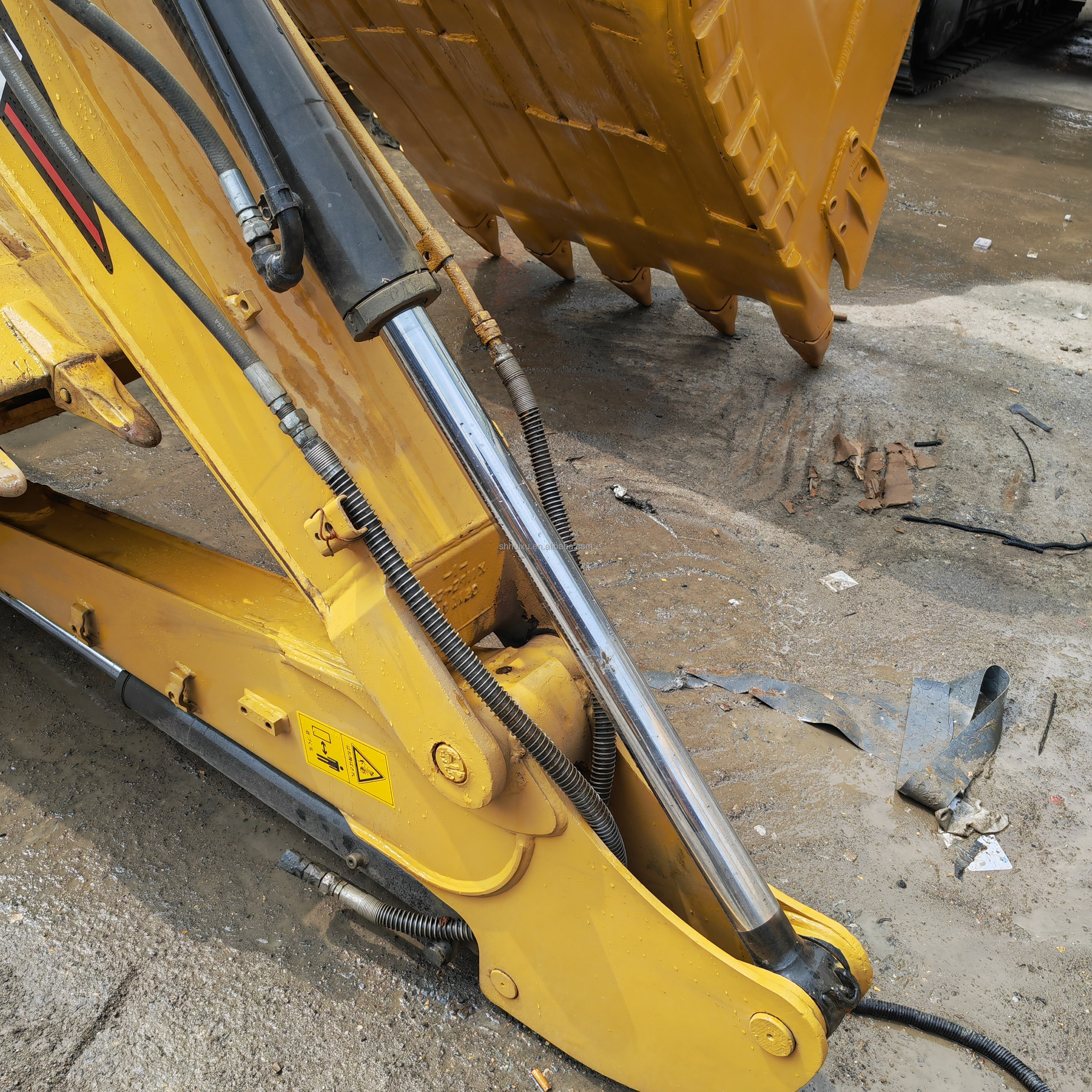 Used CAT excavators CAT 305.5SR crawler excavator /used engineering construction machinery CAT305SR 5T excavator