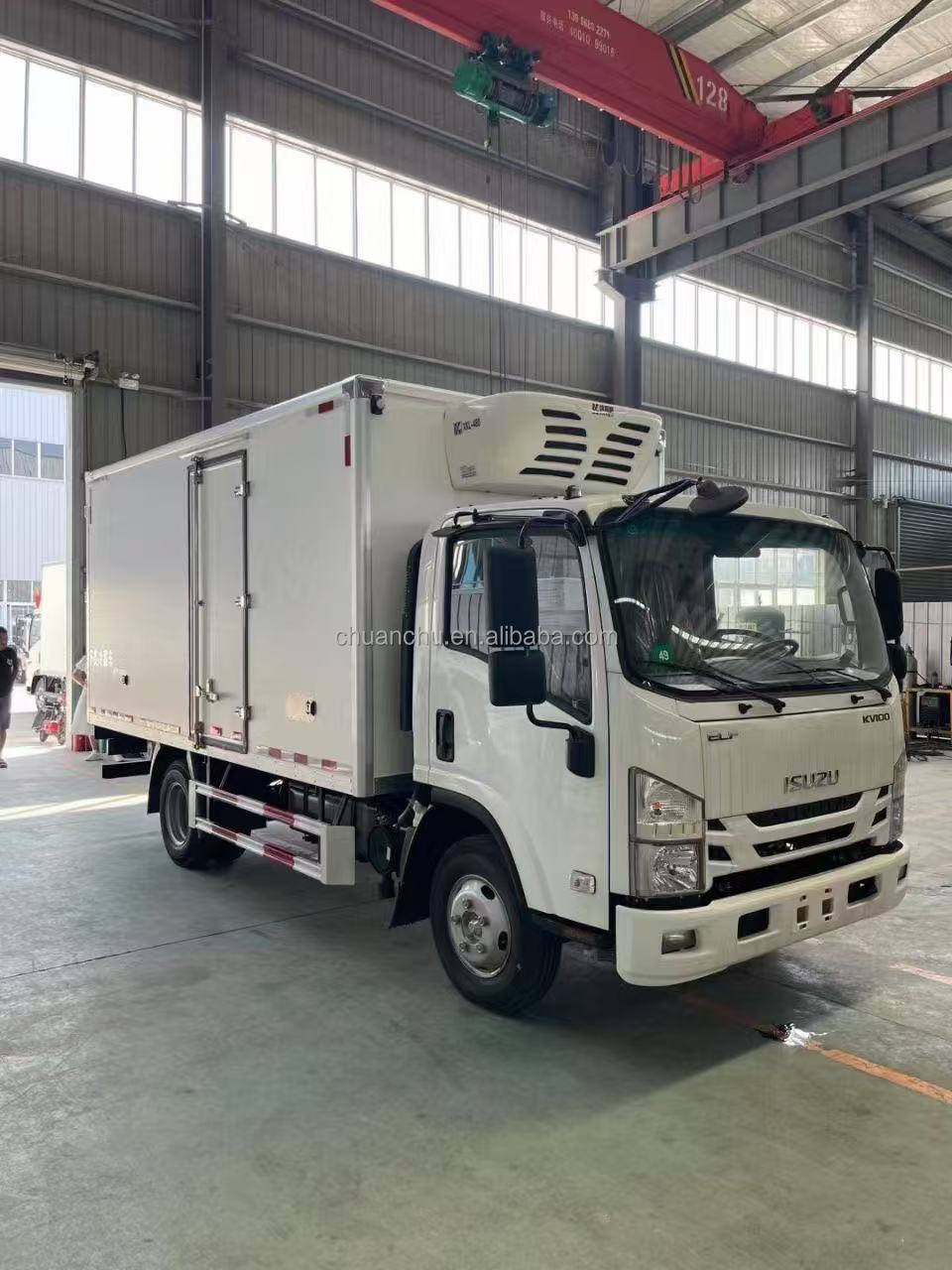 1SUZU 4*2 5 Tons Refrigerator Truck Freezer Refrigerator Box Transport Truck