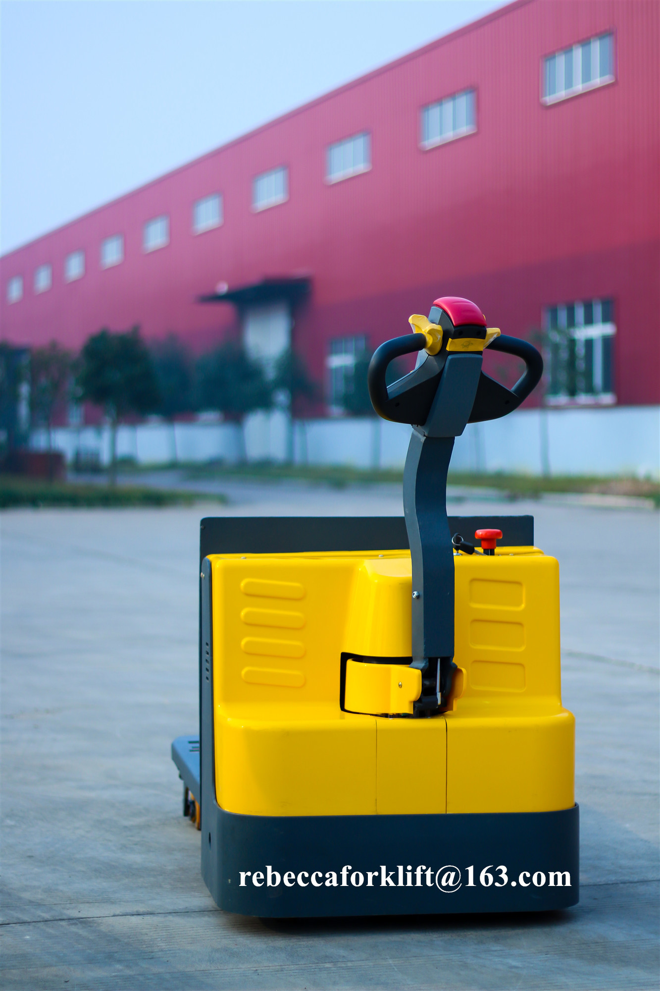 Warehouse Electric Pallet Truck With Emergency Reverse Switch Operating Handles