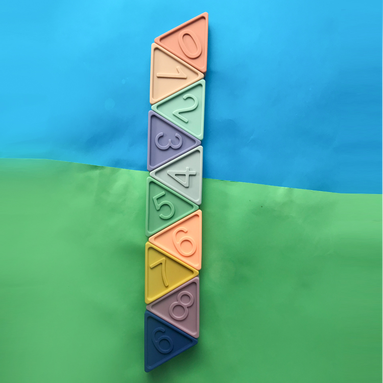 Developmental Children'S Educational Toy Animal Pattern Triangular Building Blocks