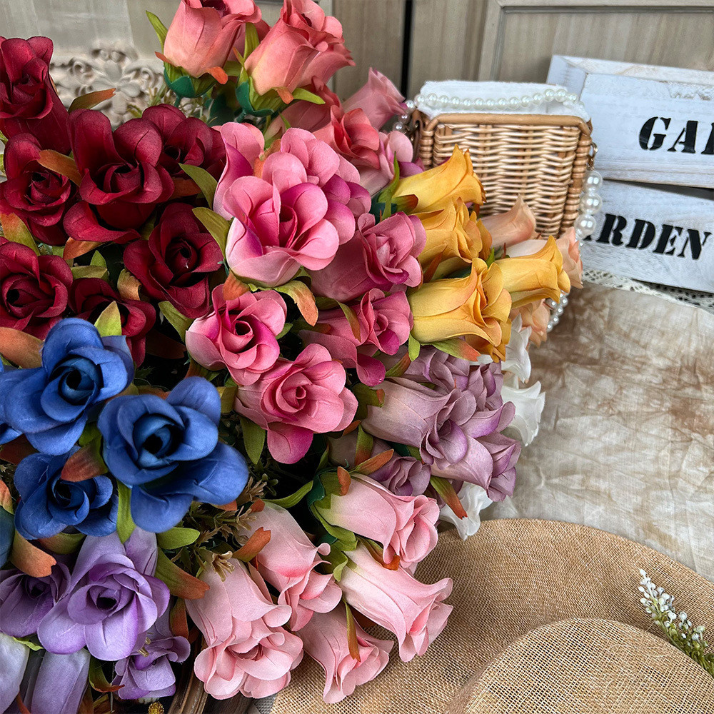 Simulated 7-head artificial fake silk bouquet with high-end feeling for weddings, decorative flower arrangement in living rooms, plastic roses