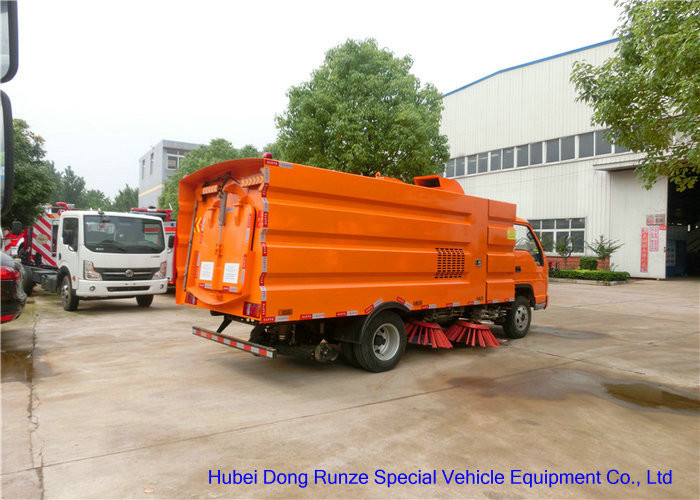 FORLAND Vacuum Broom Road Sweeper Truck / Small Mobile Street Sweeper