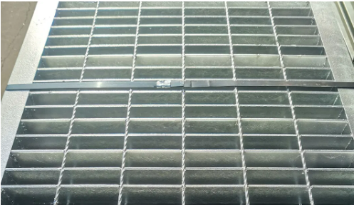Carbon Steel Bar Grating Stairs Treads for Welded Flat Bar Grating Stairs