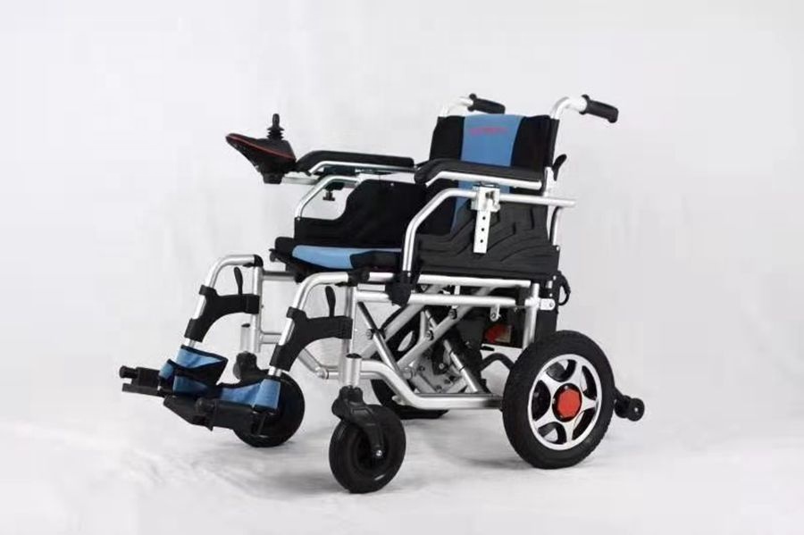 Electric Lightweight Foldable Chair Wheelchair For Disabled 80CM 1800w