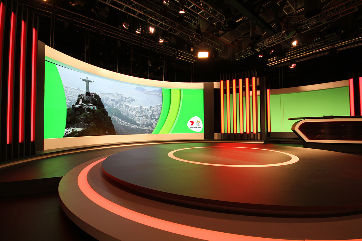 ROHS Virtual Production LED Screens , Multifunctional Curved LED Display Wall