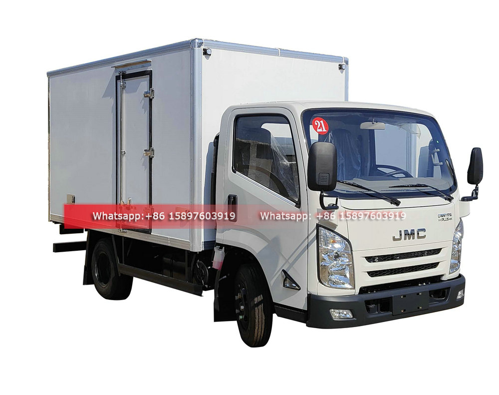 Good Price JMC Refrigerator Truck JMC Freezer Truck 2.5Tons JMC Truck for Sales