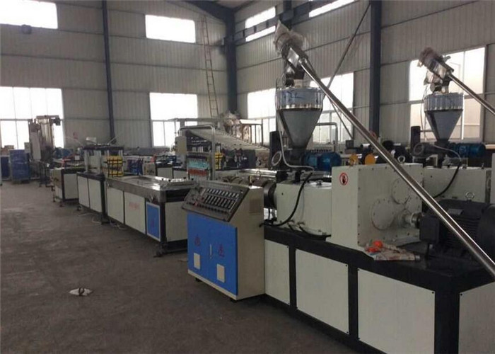 Board Extruder Machine WPC Board Production Line Fully Automatic Double Screw Design