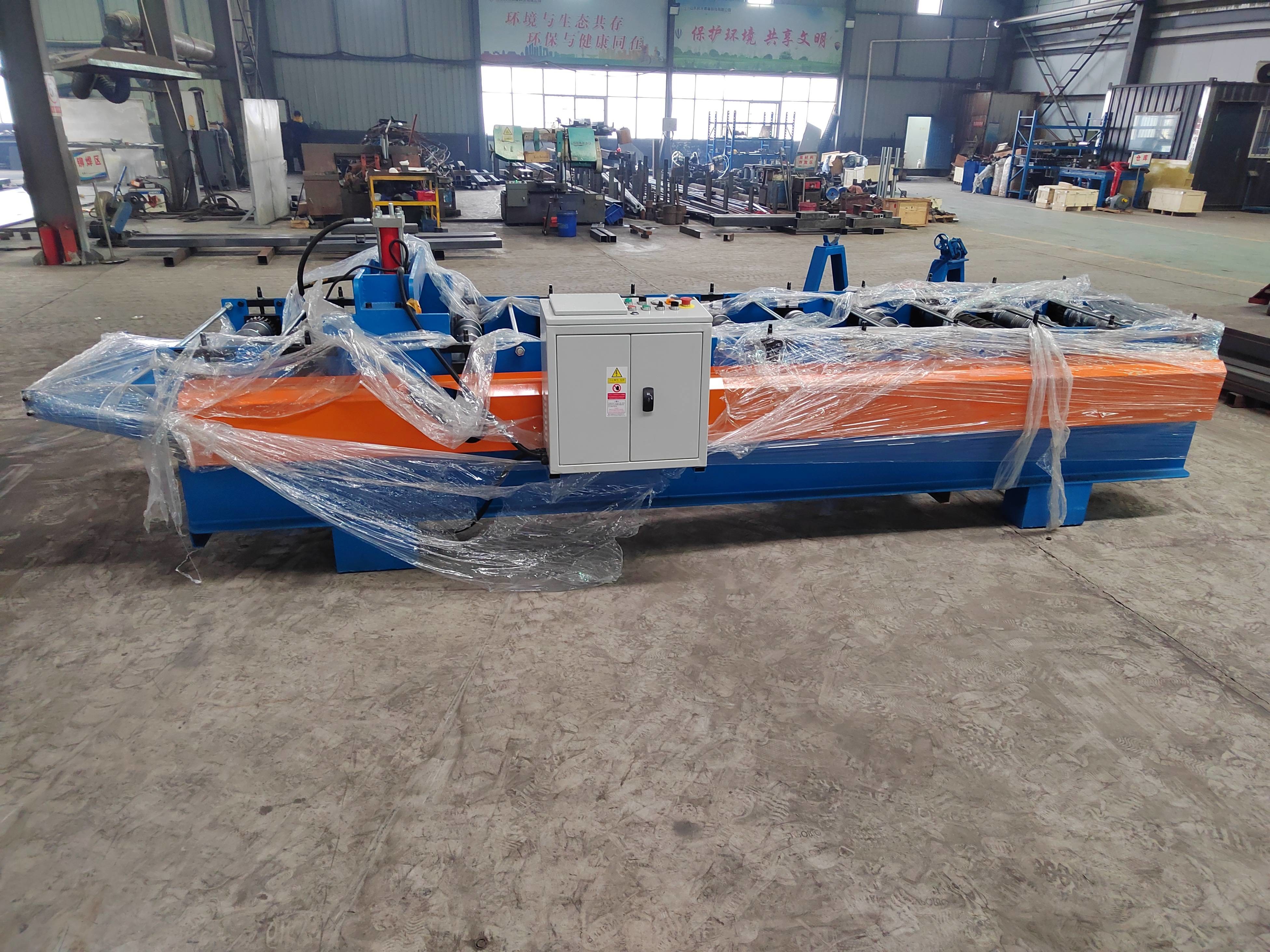 4500x1500x900mm Plate Press Machine Hydroforming Shear 10-15m/min