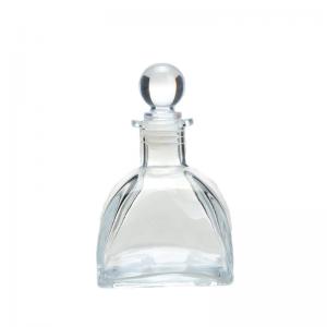 China Premium Clear Essential Oil Glass Car Diffuser Bottles 155ML Hot Stamping Logo wholesale