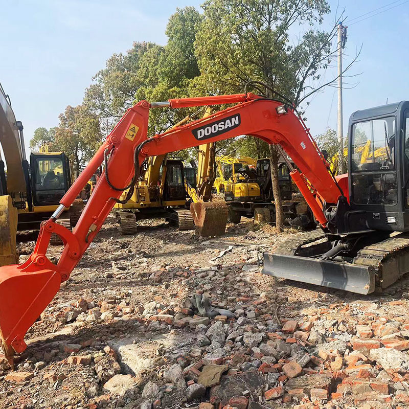 DH55 Used Doosan Excavators 5.5ton Rubber Crawler Excavators Mini Digger Excavator 2nd