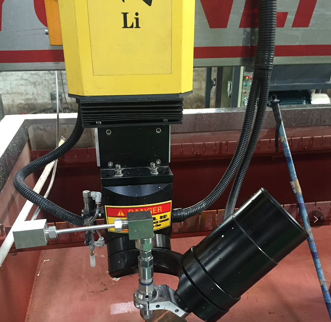 Bridge Style Automotive Waterjet Cutting Machine 50HZ / 60HZ CE Approved