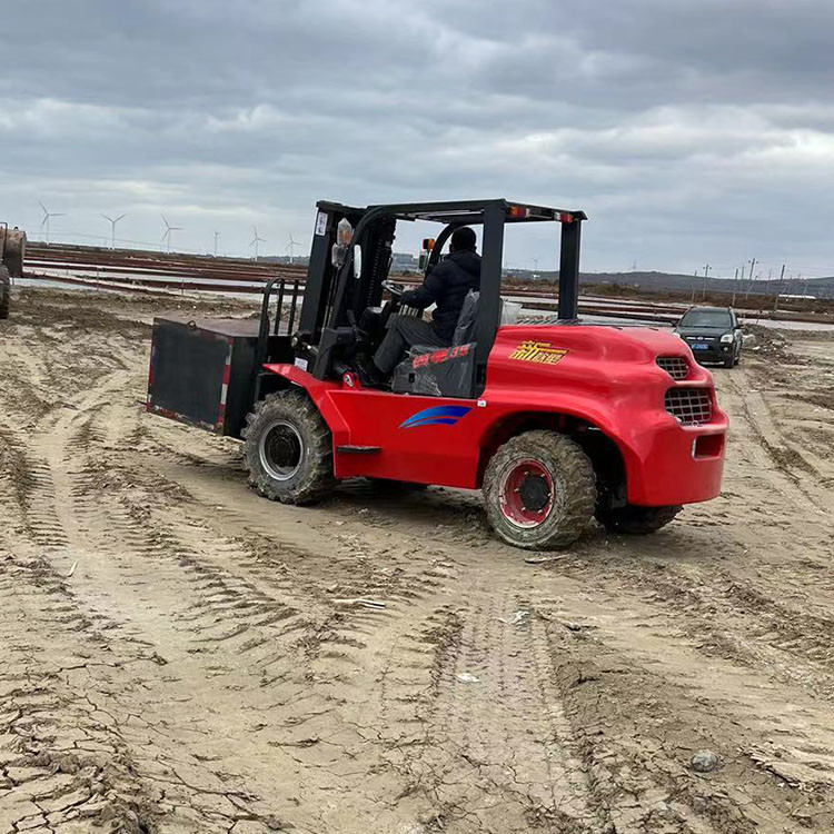 4.5t Off Road Forklift Tires 4 Wheels Off-Road Rough Terrain Forklifts
