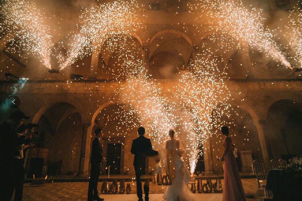 600W Stage Spark Machine Cold Sparklers Support Remote Control And Console Control