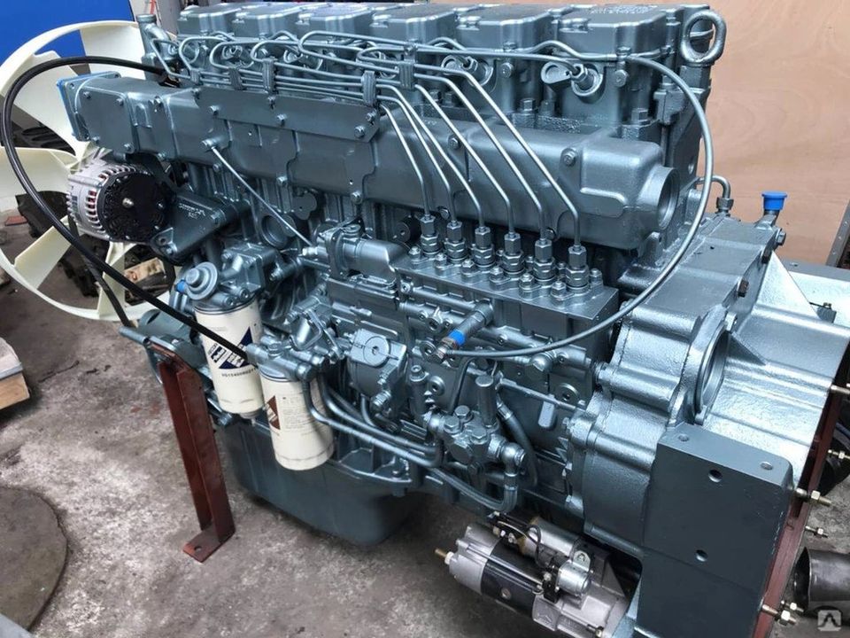 Powerful and Howo A7 diesel engine 420 horsepower D12.42 for 2005- truck from trusted