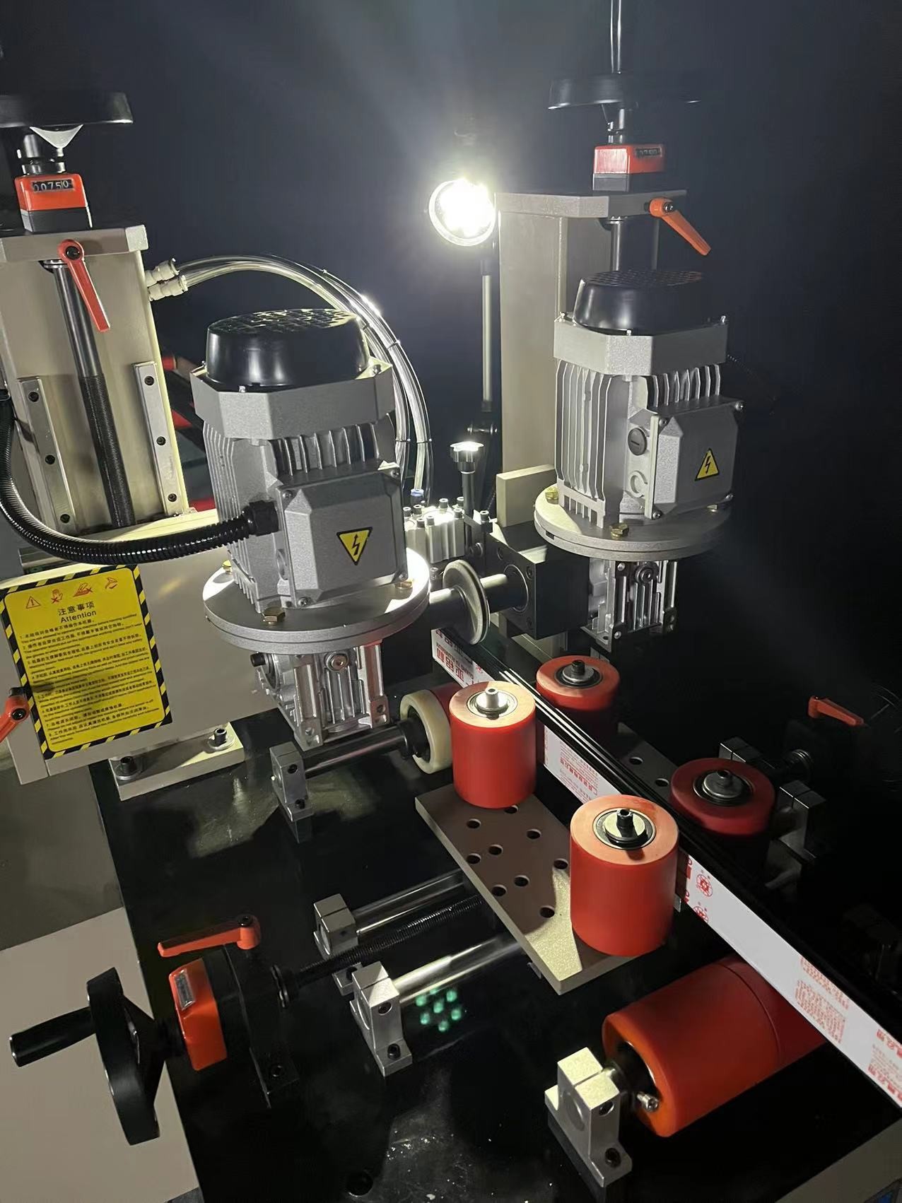 Aluminum Window Door Machine Open Profile Tooth Threading Machine