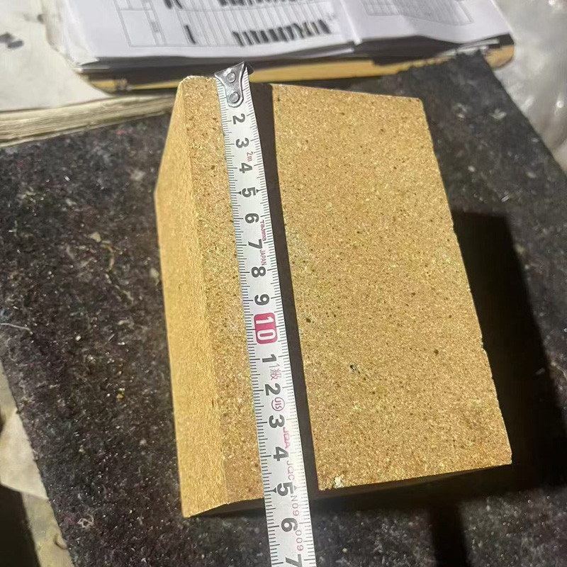 High Strength Stripping Resistance Refractory Bricks Firebrick For Heat Accumulating Tanks Furnaces