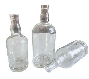 China Clear Glass 750ml Bottle for Spirits Brandy Gin Rum Tequila and Vodka in Glass Products wholesale