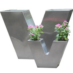 China Customized Design Letter Shape Flower Pot Outdoor Stainless Steel Planter Pot Shopping Mall Plaza Flower Box wholesale