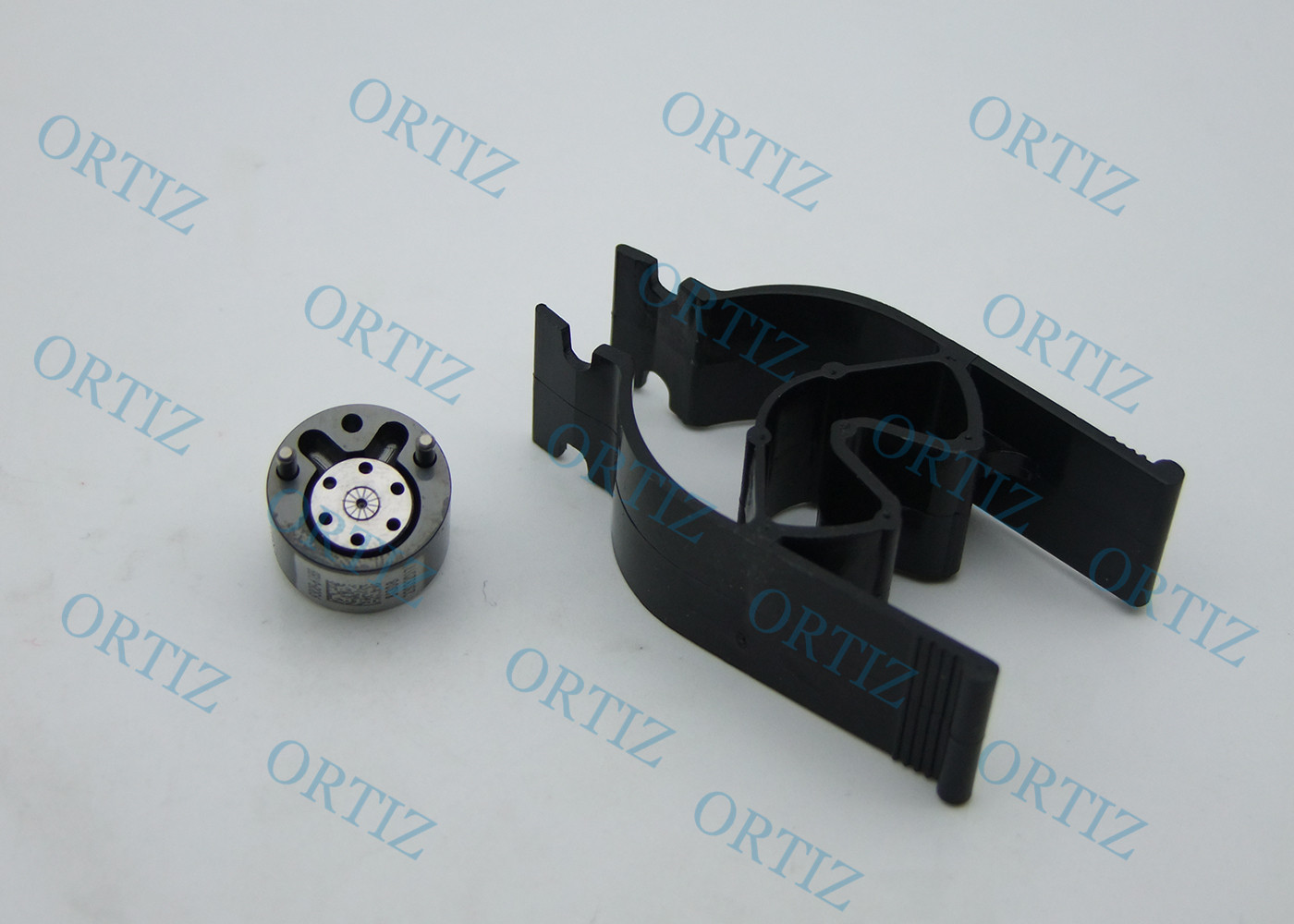 Silver High Pressure Valve , Small Size Common Rail Injector Valve 9308 - 618C
