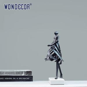 China A Small Abstract Metal Art Leisure Beautiful Bronze Sculpture wholesale