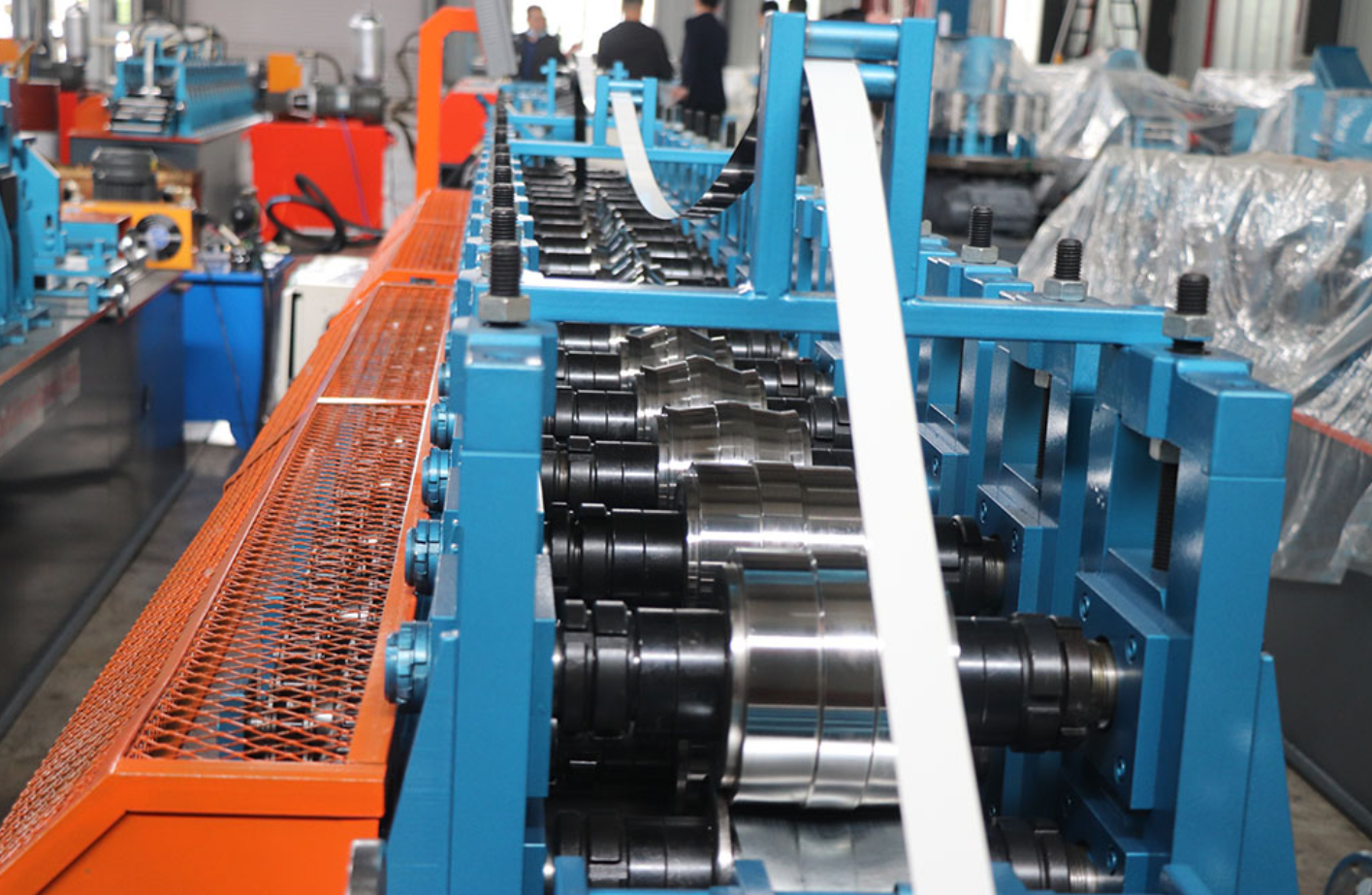 T bar rolling forming machine